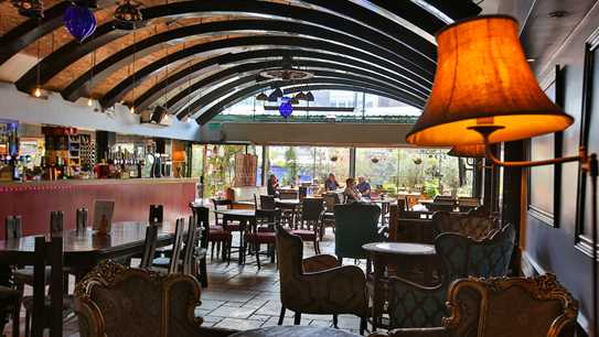 Ev Bar 11