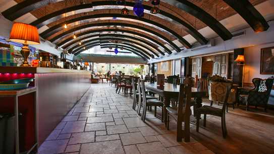 Ev Bar 8
