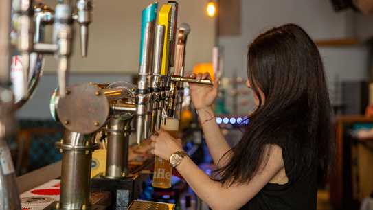 Ev Bar 14
